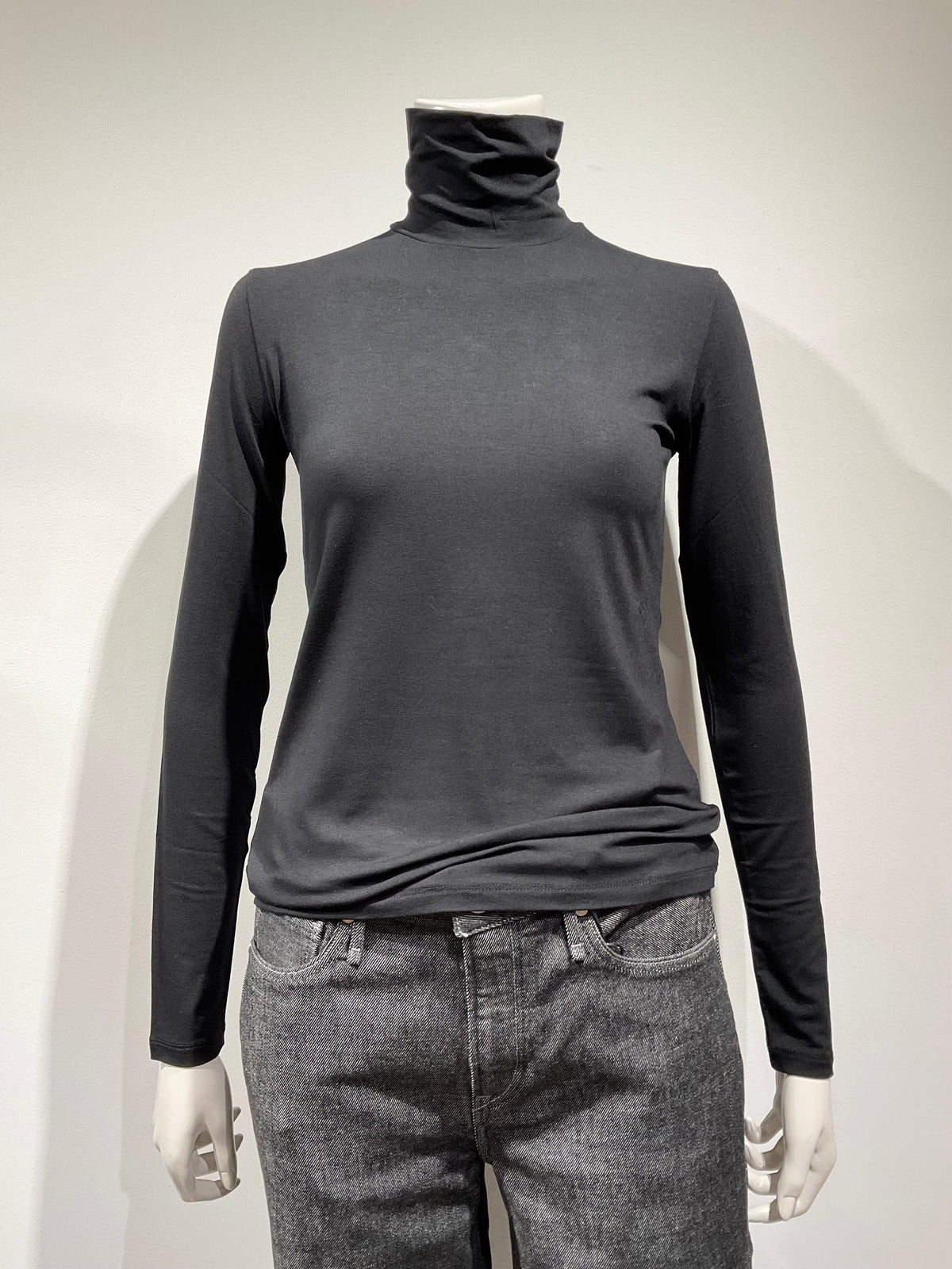 Max Mara Weekend/マックスマーラウィークエンド ハイネックtシャツ