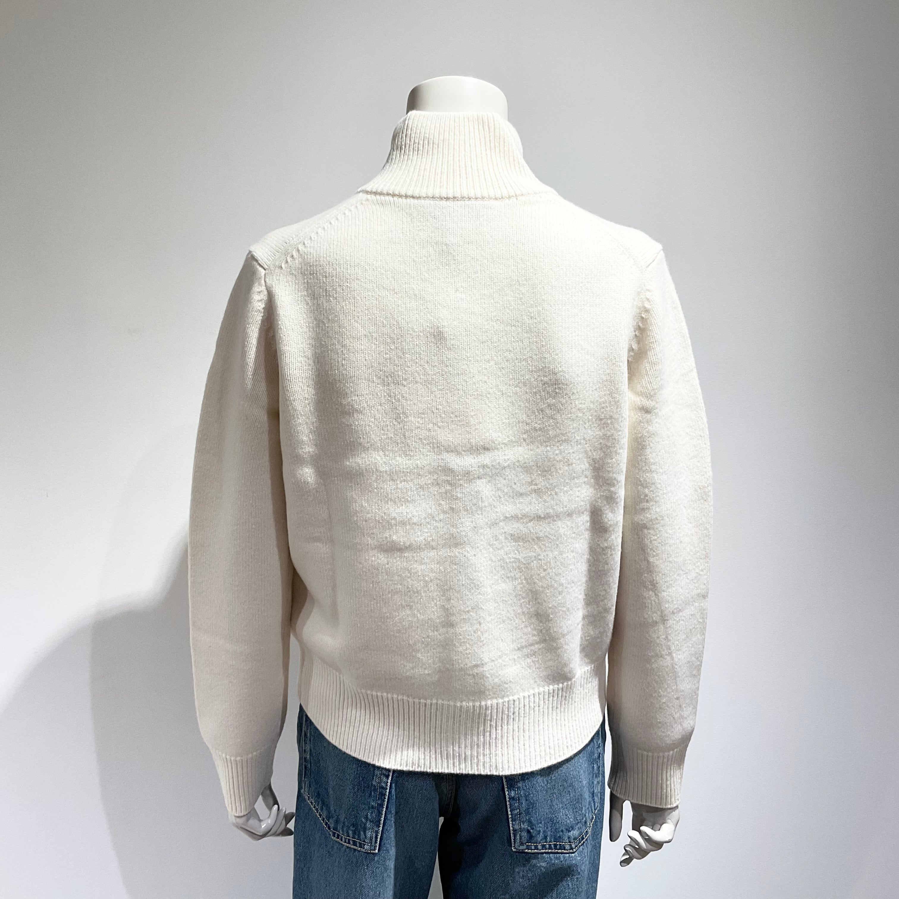 MAISON KITSUNE/メゾンキツネ フォックスヘッド インターシャ メリノ ハイネック カーディガン