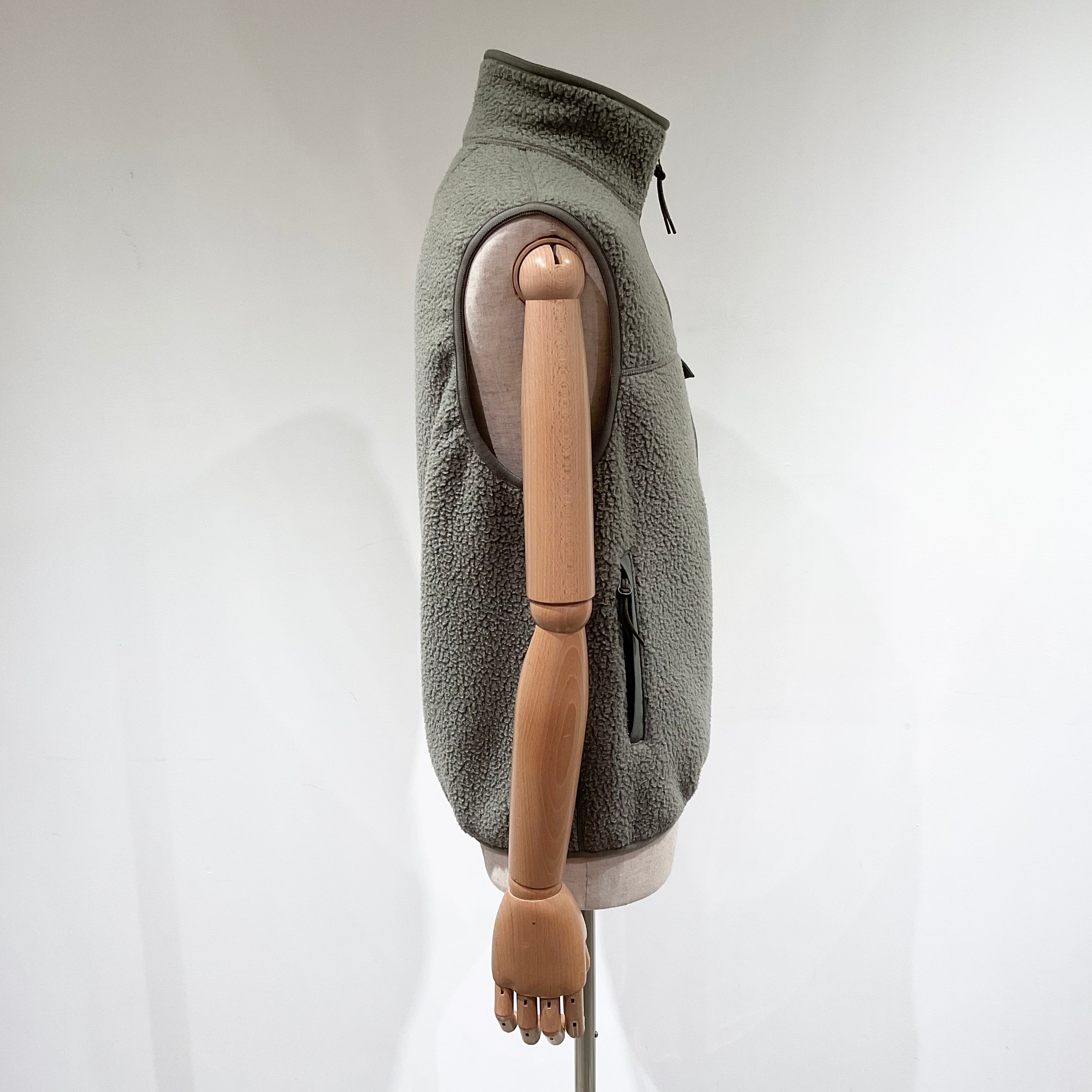 MAISON KITSUNE/メゾンキツネ フリース スリーブレス ベスト