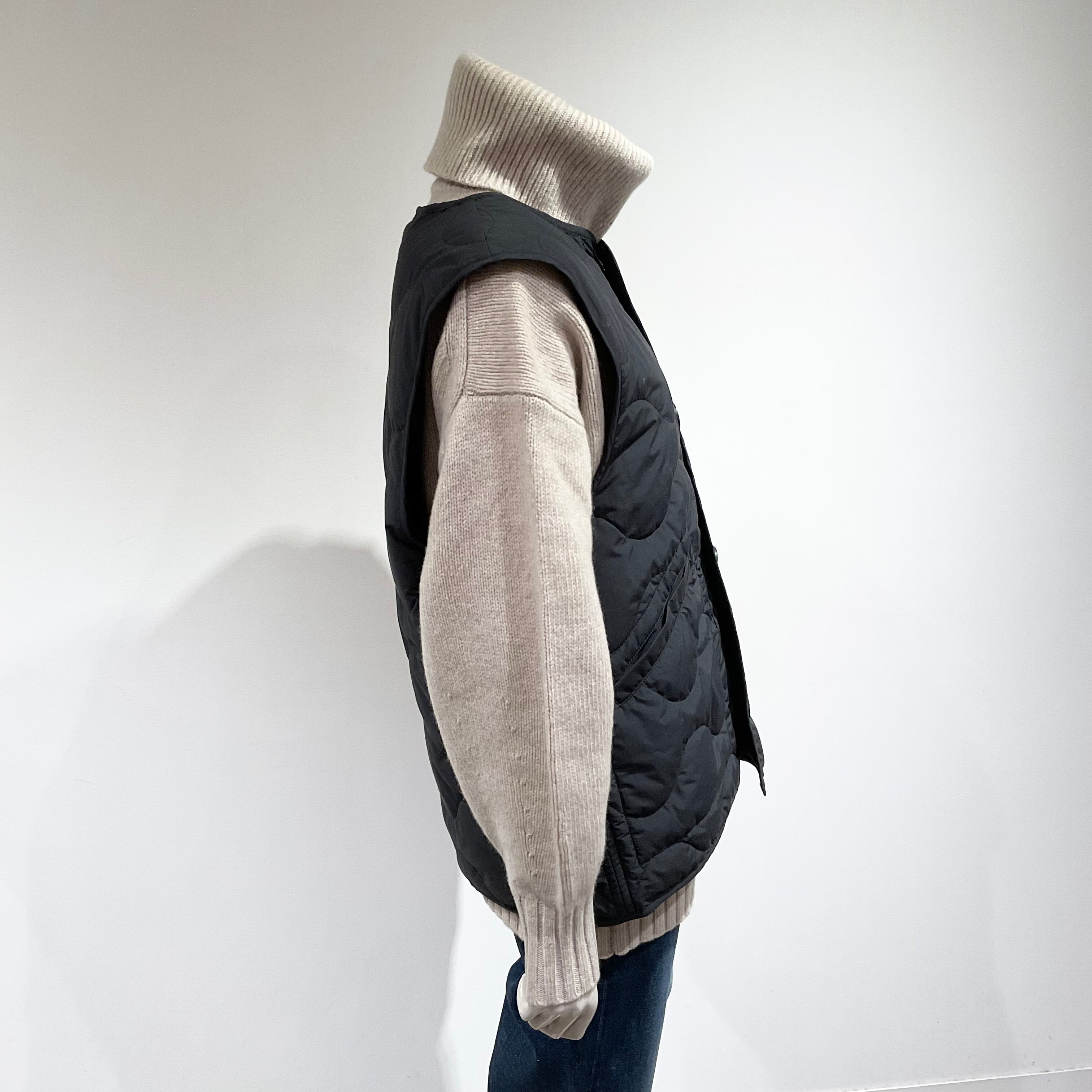 CANADA GOOSE/カナダグース ダウンベスト