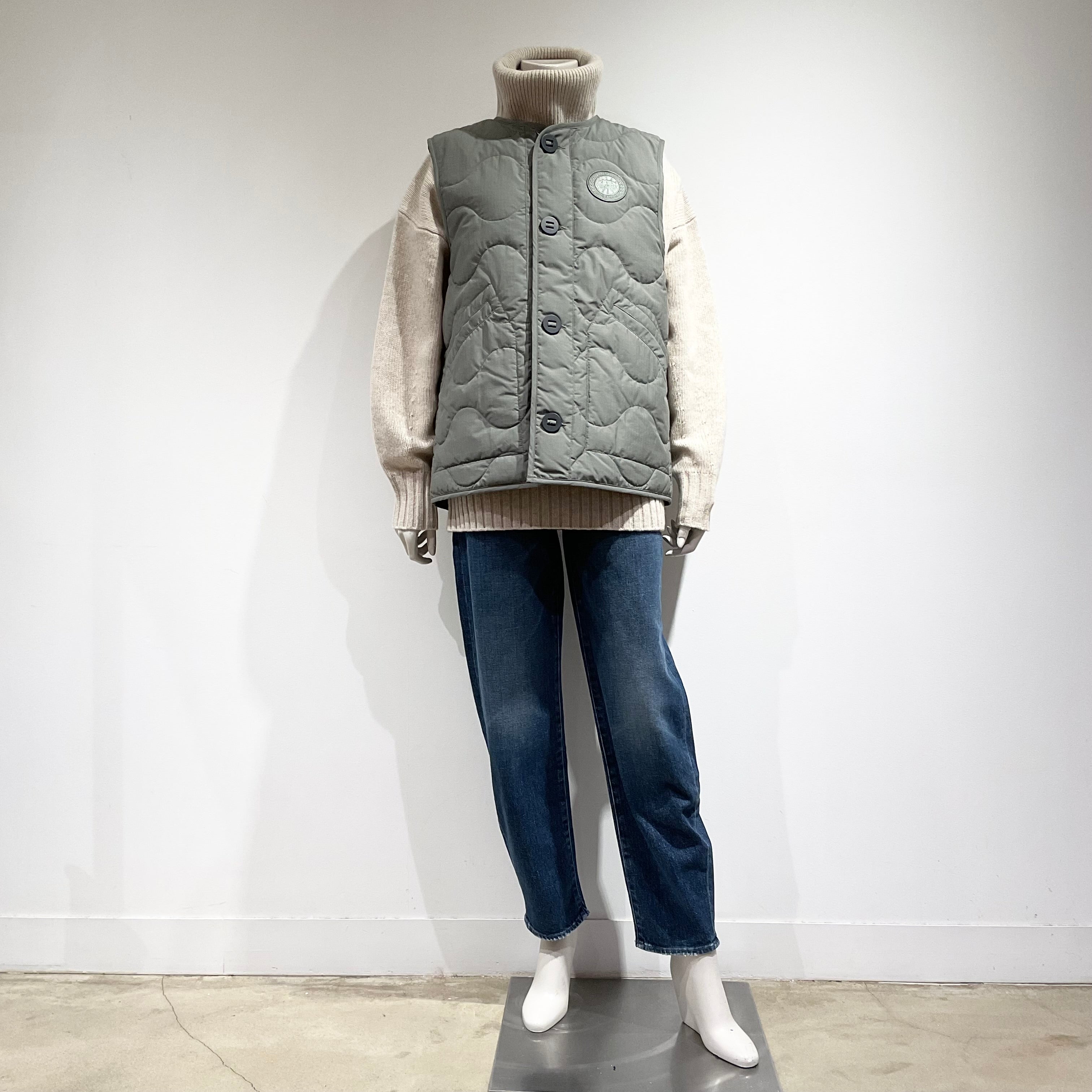 CANADA GOOSE/カナダグース ダウンベスト