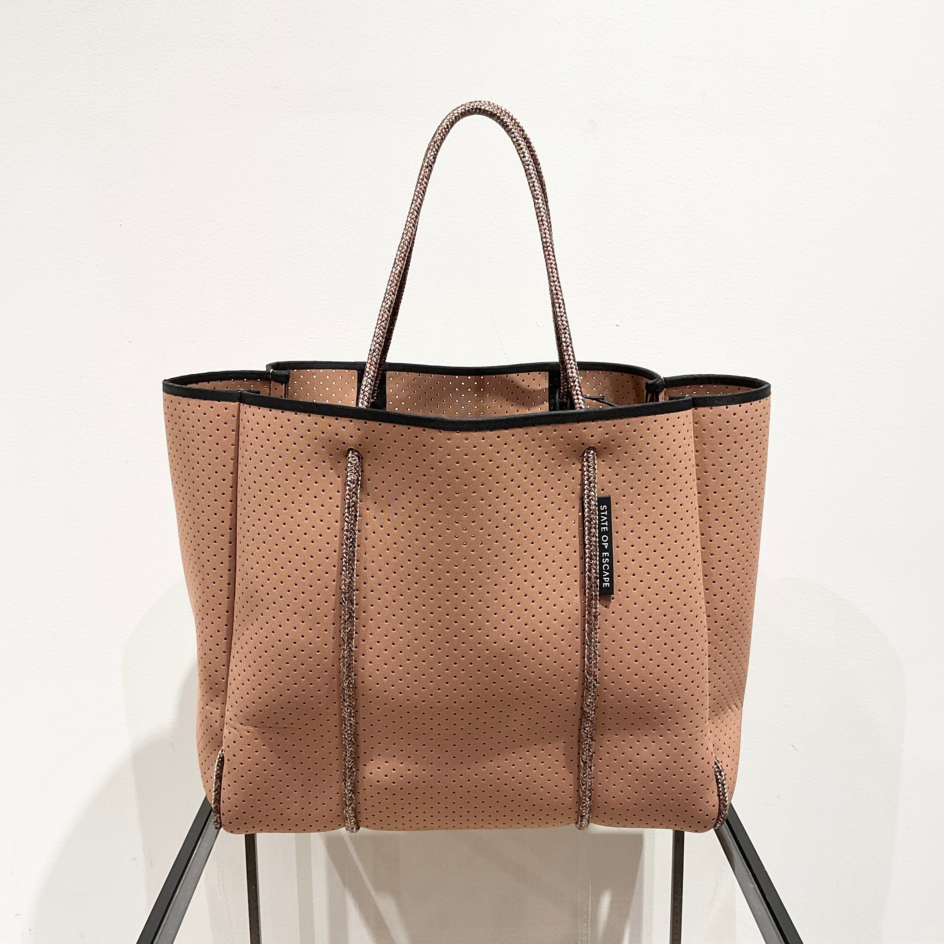 STATE OF ESCAPE/ステイト オブ エスケープ バック