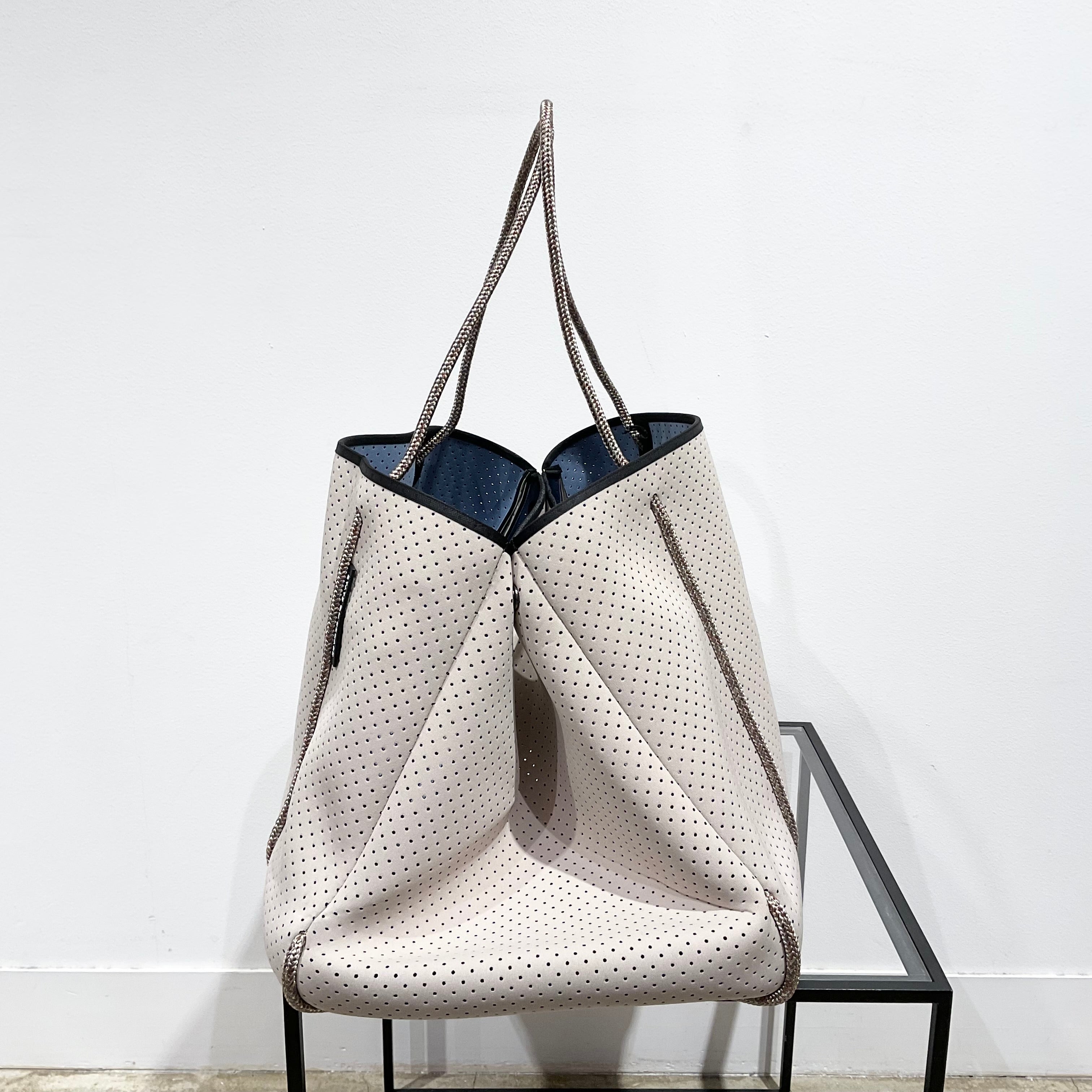 STATE OF ESCAPE/ステイト オブ エスケープ バック