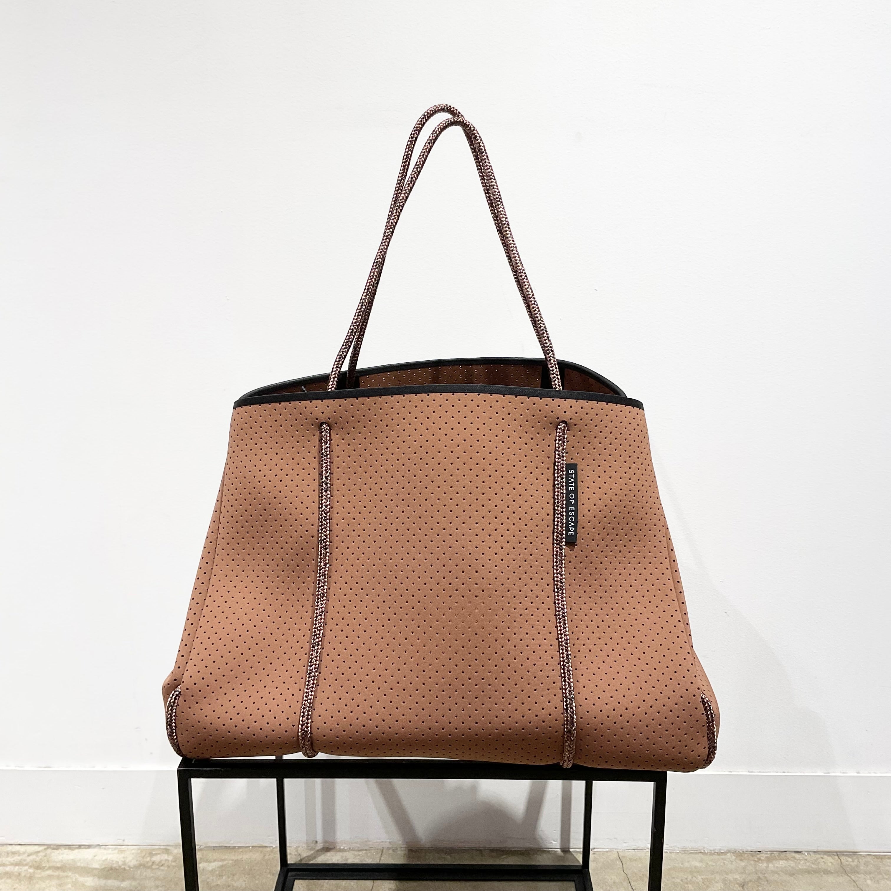 STATE OF ESCAPE/ステイト オブ エスケープ バック