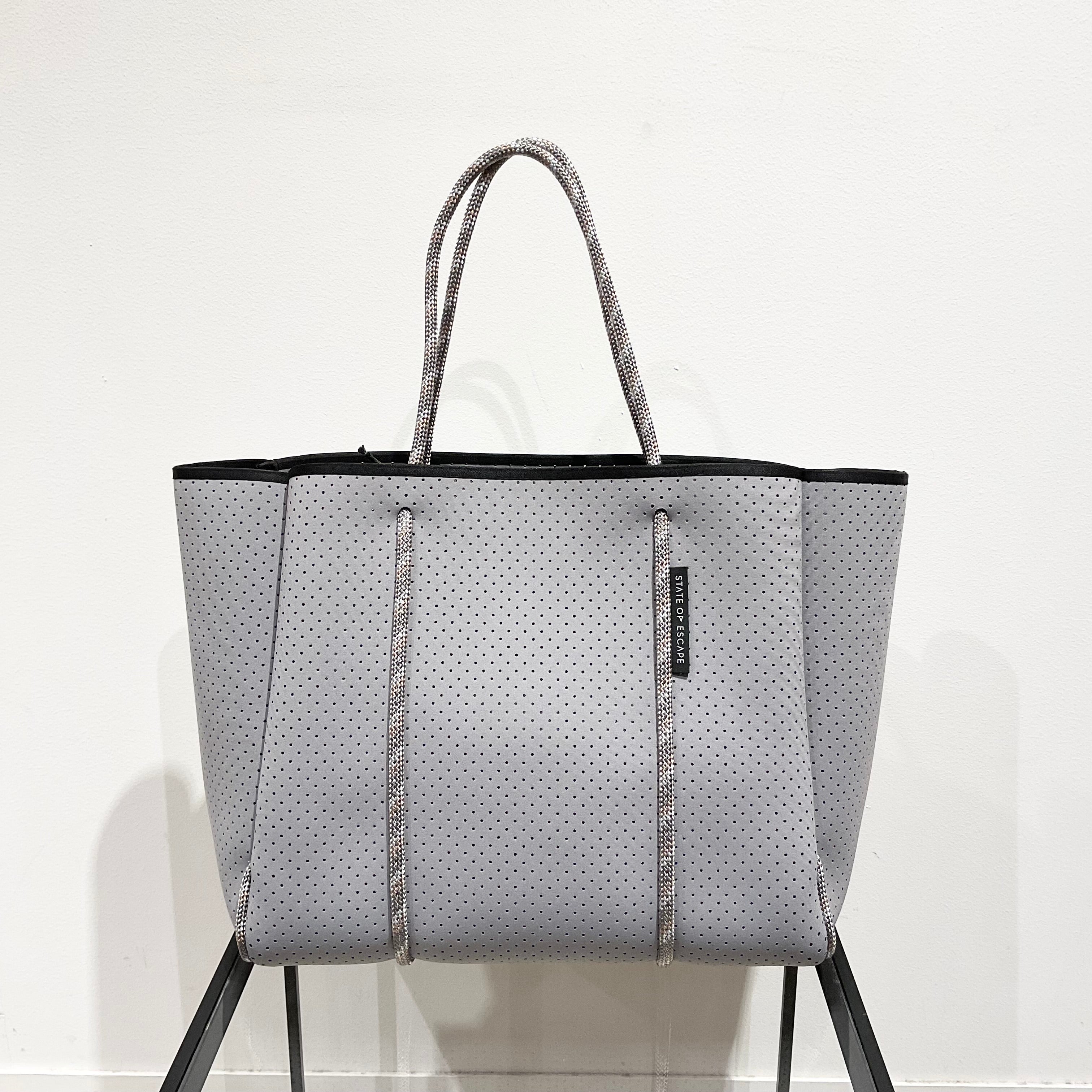 STATE OF ESCAPE/ステイト オブ エスケープ バック