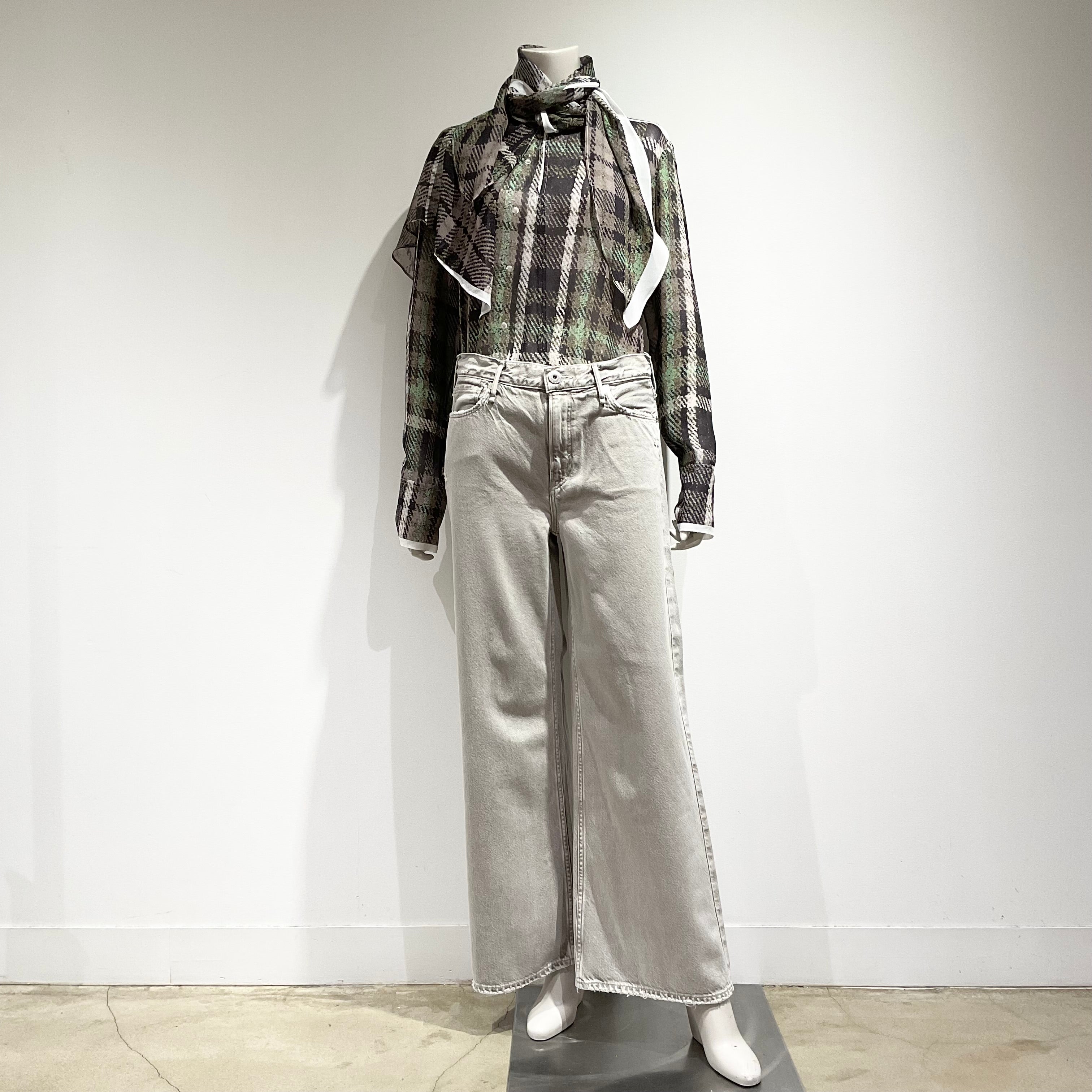 upper hights/アッパーハイツ THE LAUREN デニムパンツ L8G312202SBI
