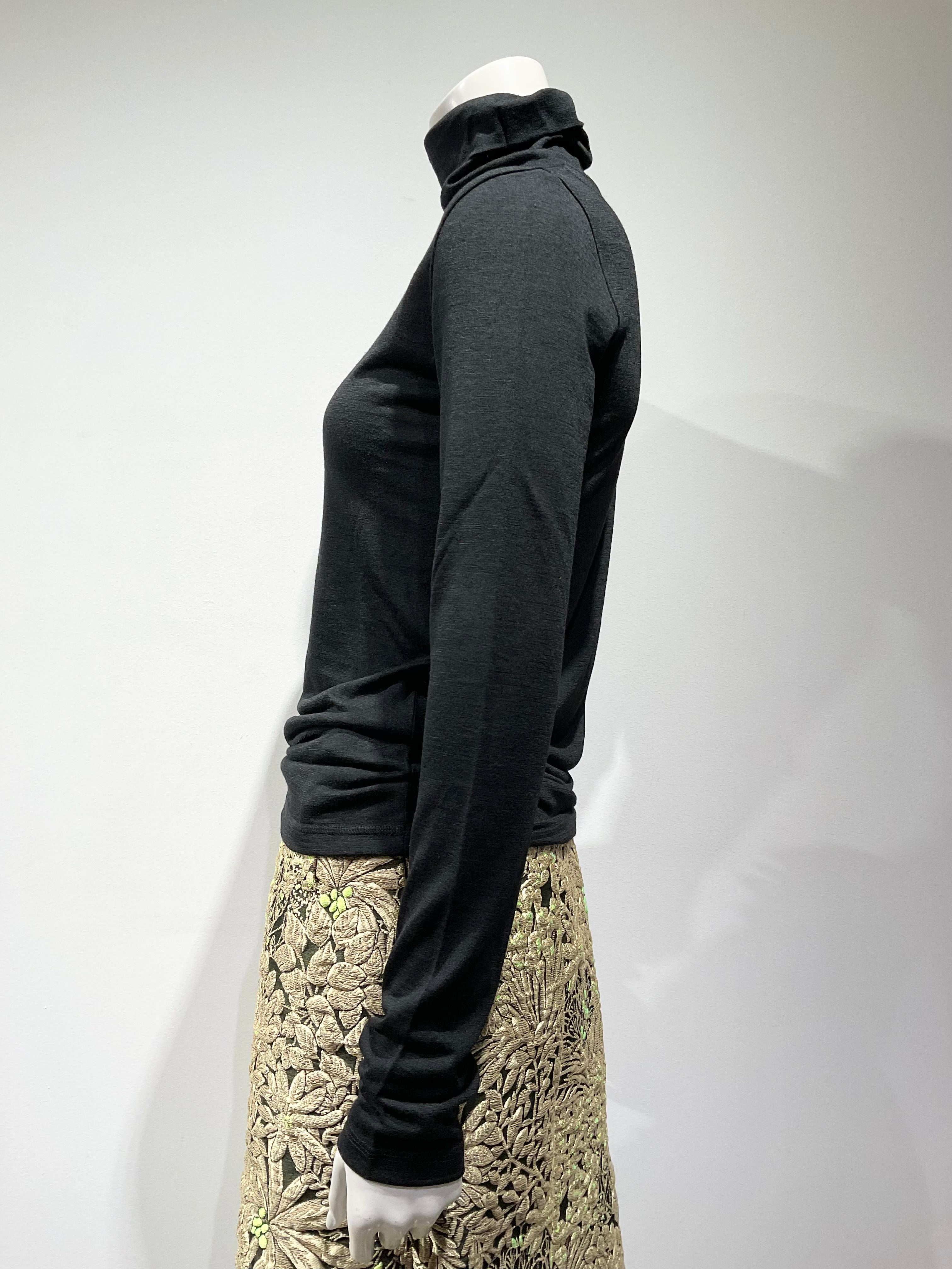 JIL SANDER/ジルサンダー　ハイネック