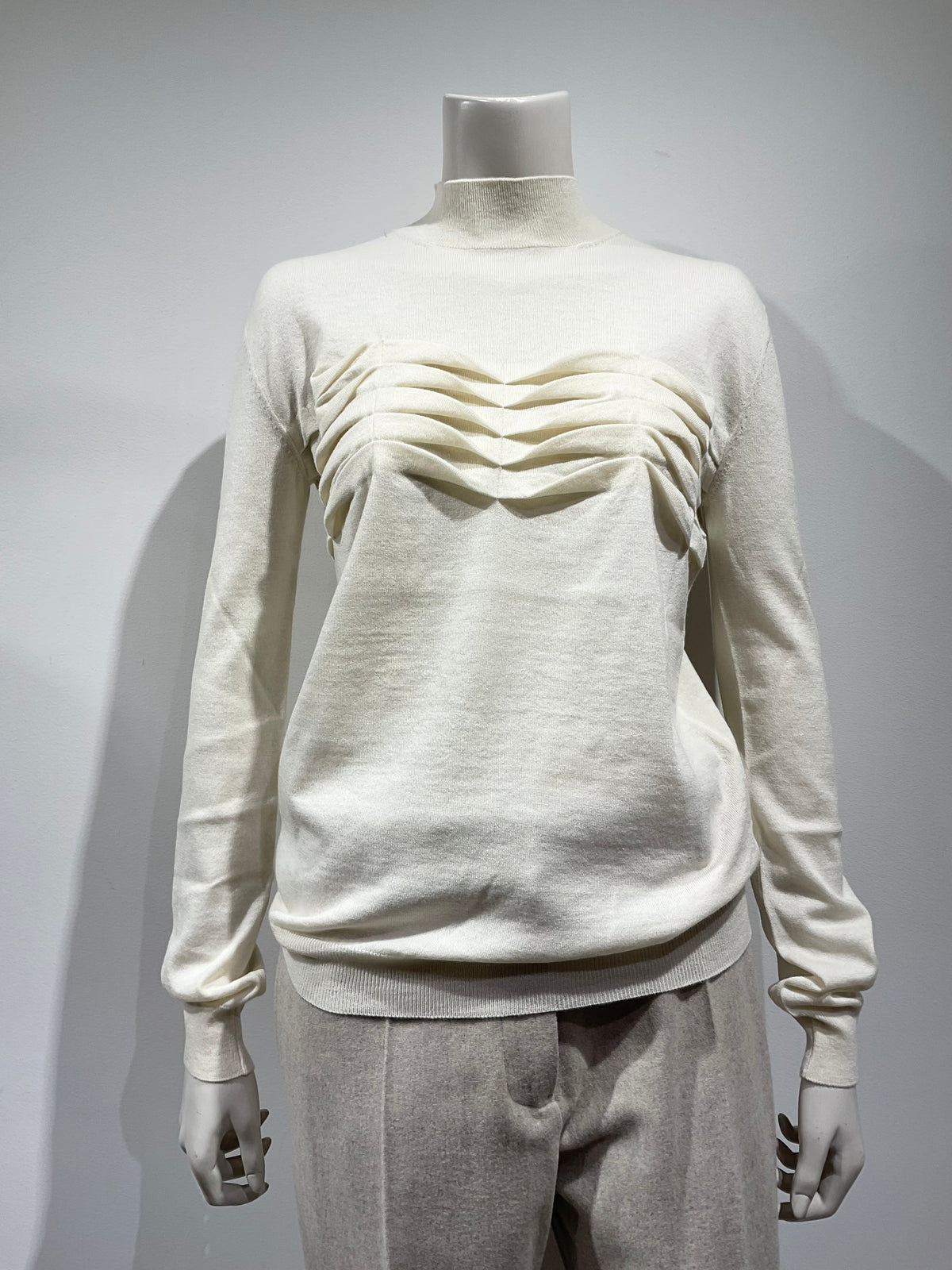 JIL SANDER/ジルサンダー　モックネック胸ディティール