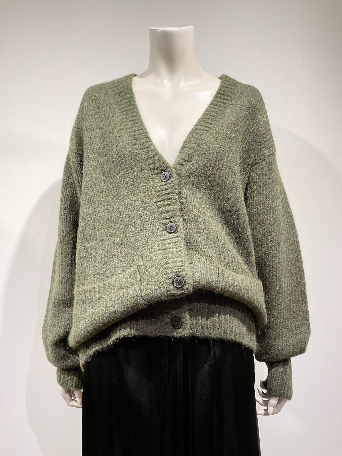 DRIES VAN NOTEN/ドリスヴァンノッテン　カーディガン