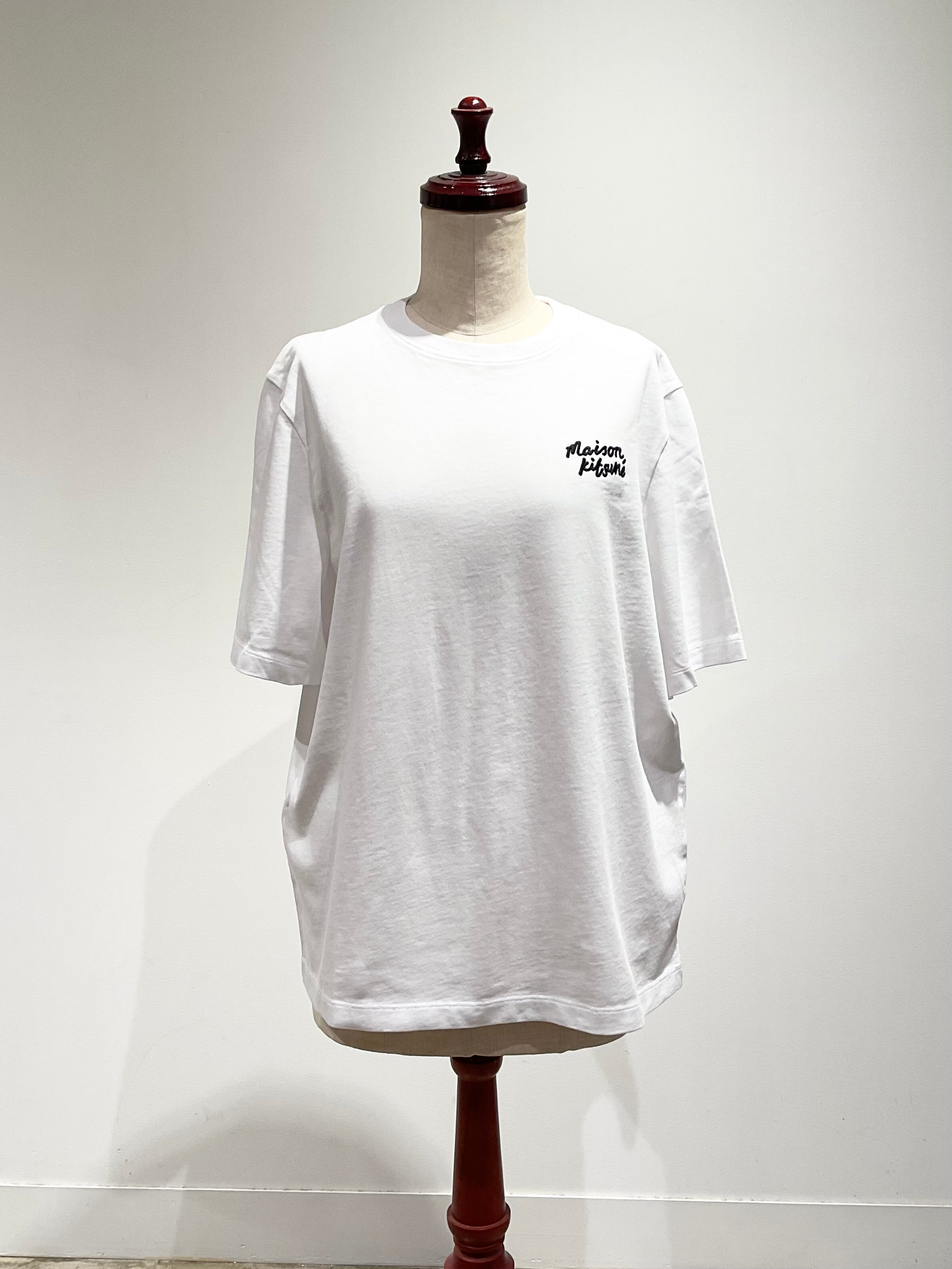 MAISON KITSUNE/メゾンキツネ ハンドライティング コンフォート Tシャツ