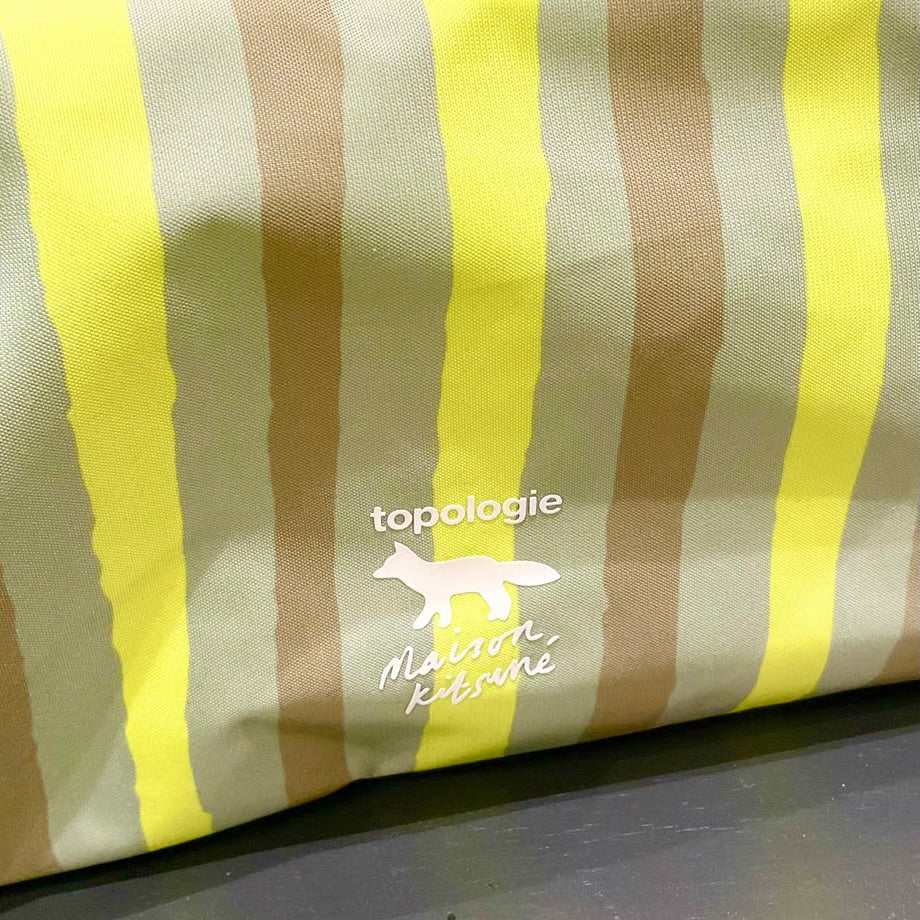 MAISON KITSUNE/メゾンキツネ TOPOLOGIE ミディアム ボトル サコッシュ
