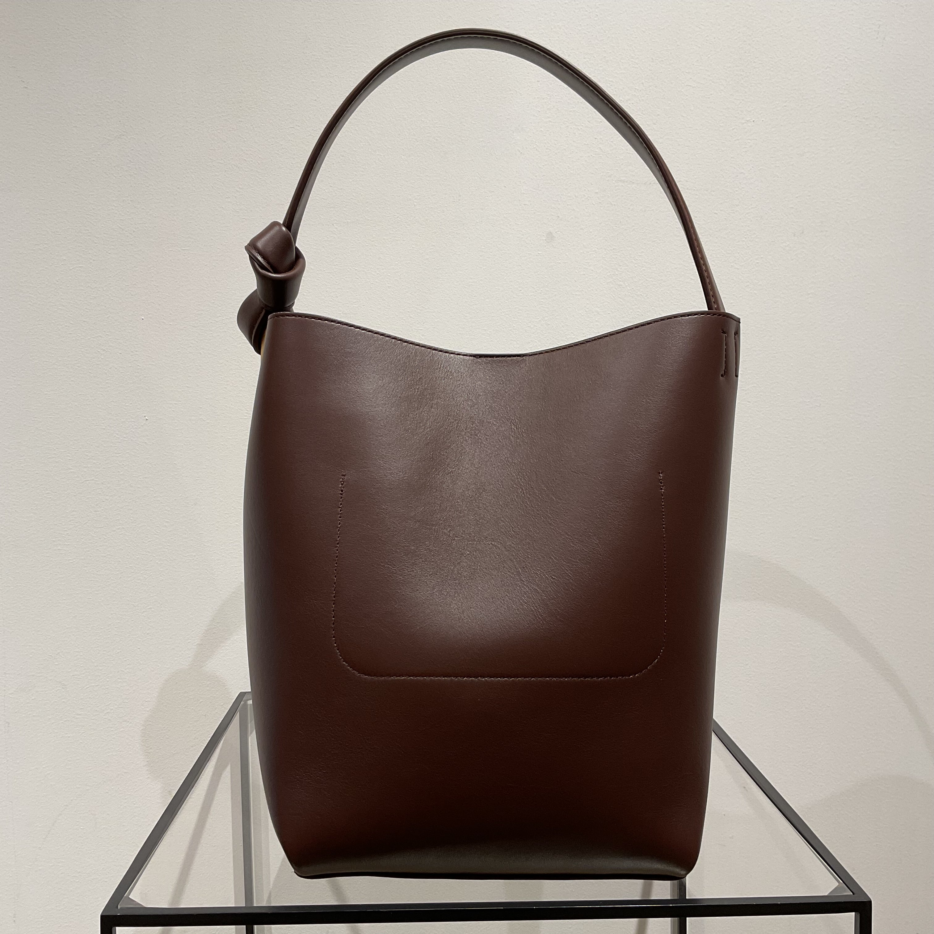 JW ANDERSON/ ジェイダブリューアンダーソン レザー トートバッグ
