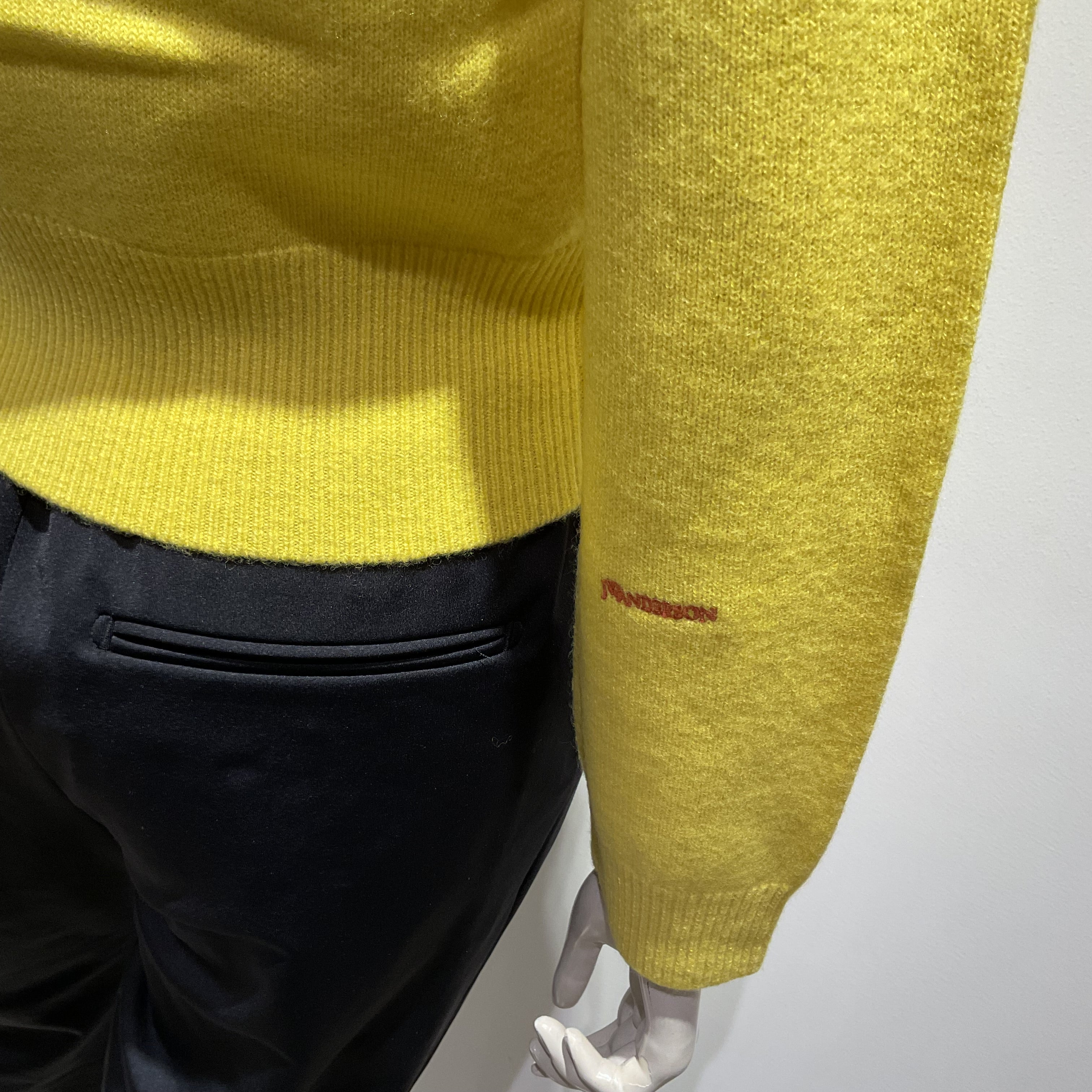 JW ANDERSON/ジェイダブリューアンダーソン ロゴ カーディガン