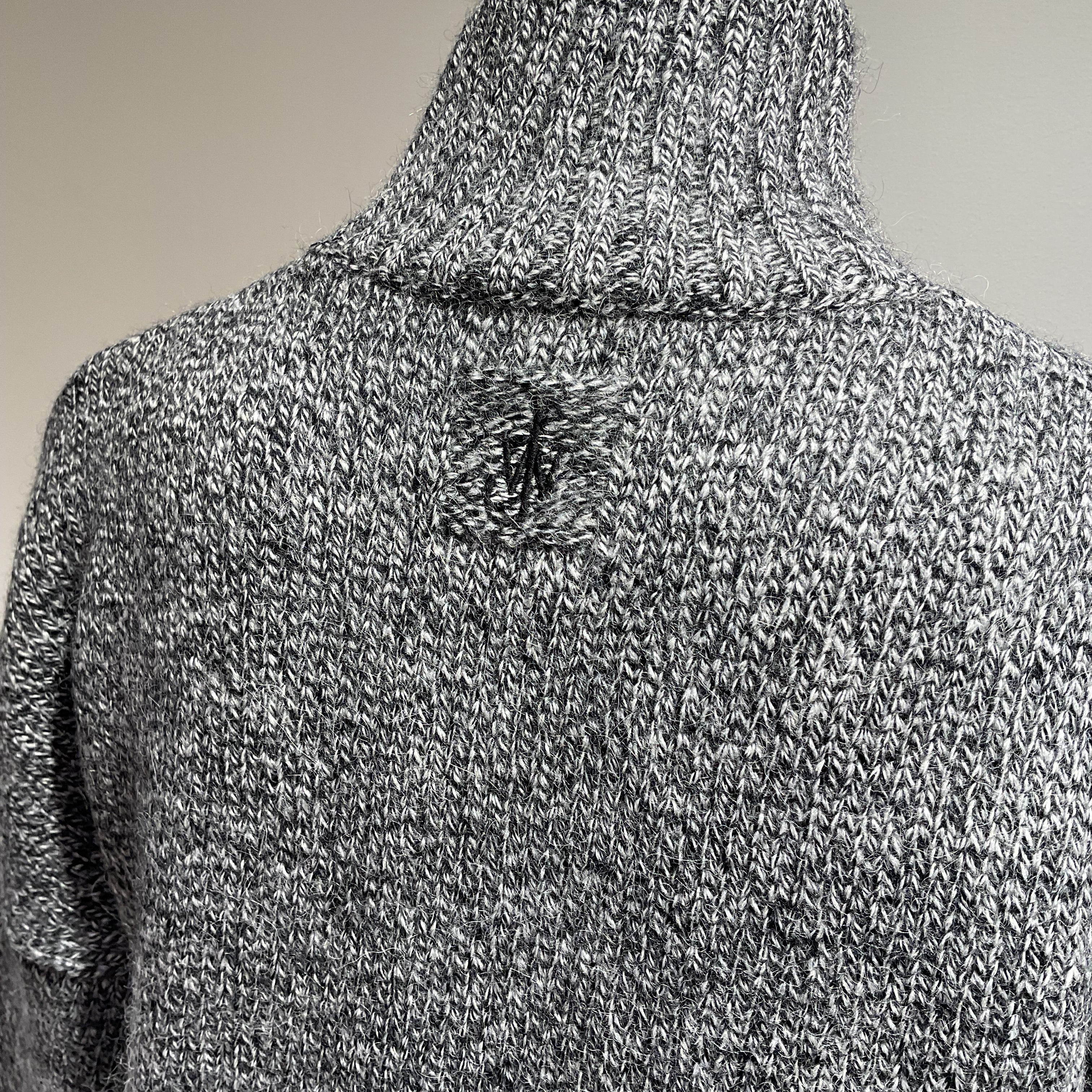 JW ANDERSON/ジェイダブリューアンダーソン ニット