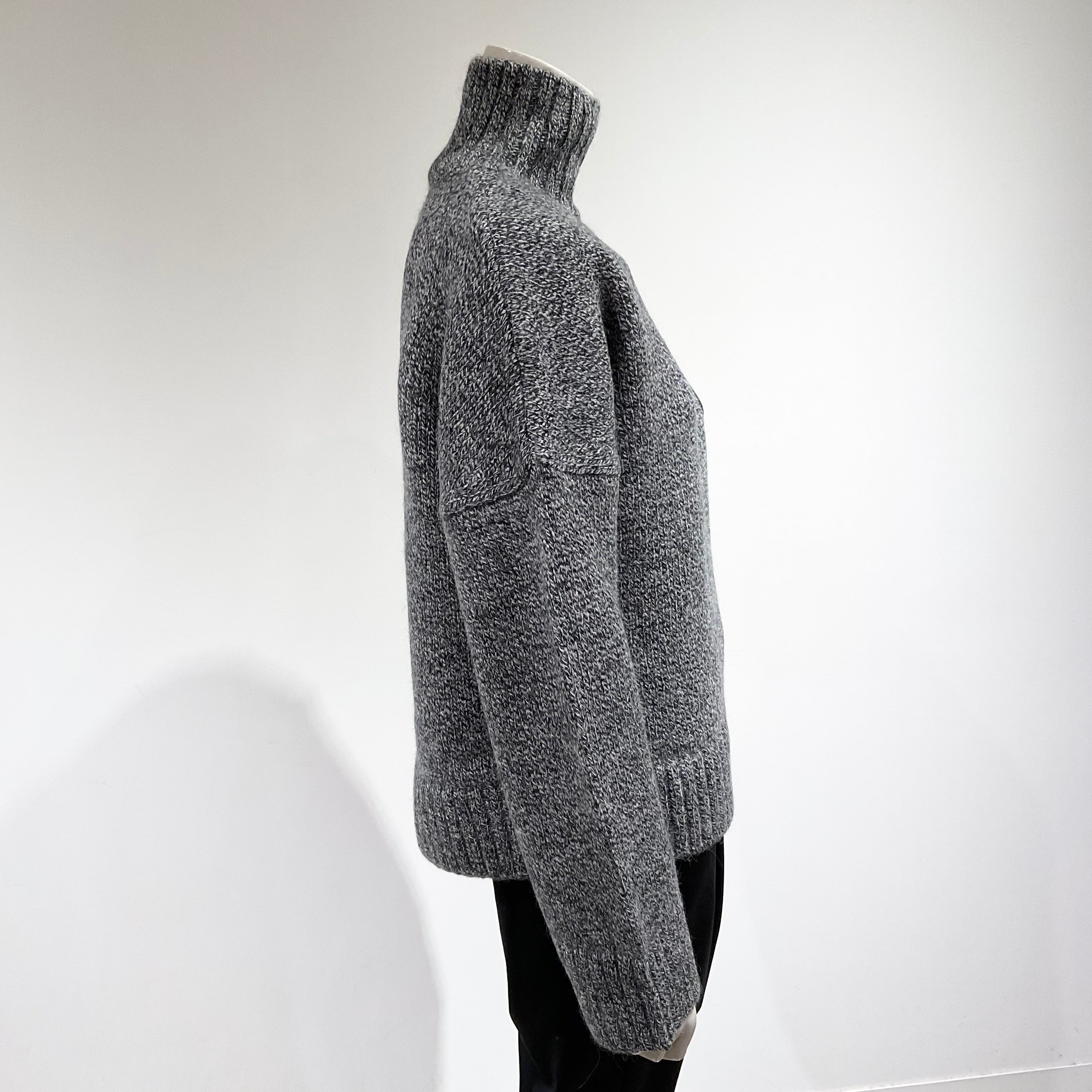 JW ANDERSON/ジェイダブリューアンダーソン ニット