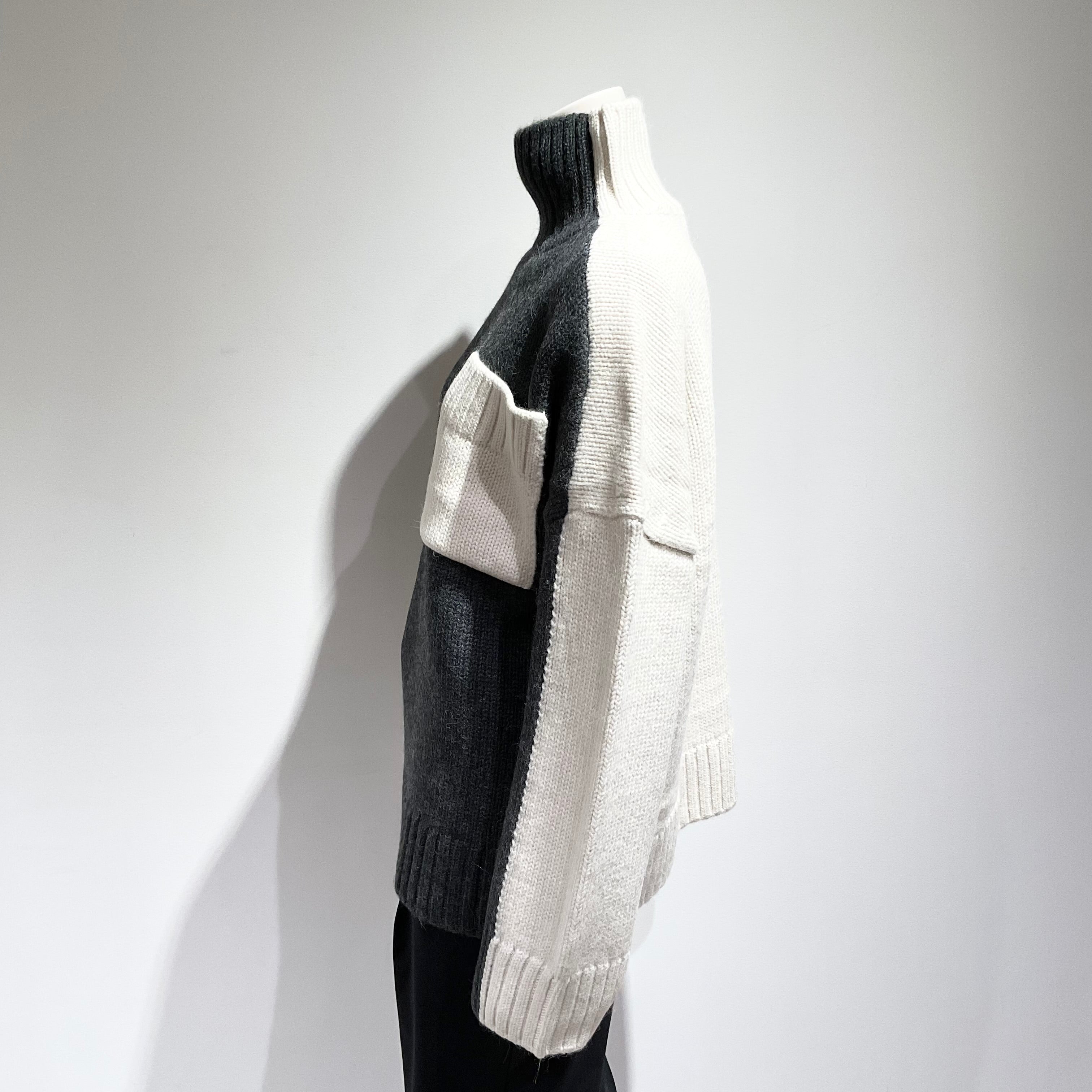 JW ANDERSON/ジェイダブリューアンダーソン ハイネック セーター
