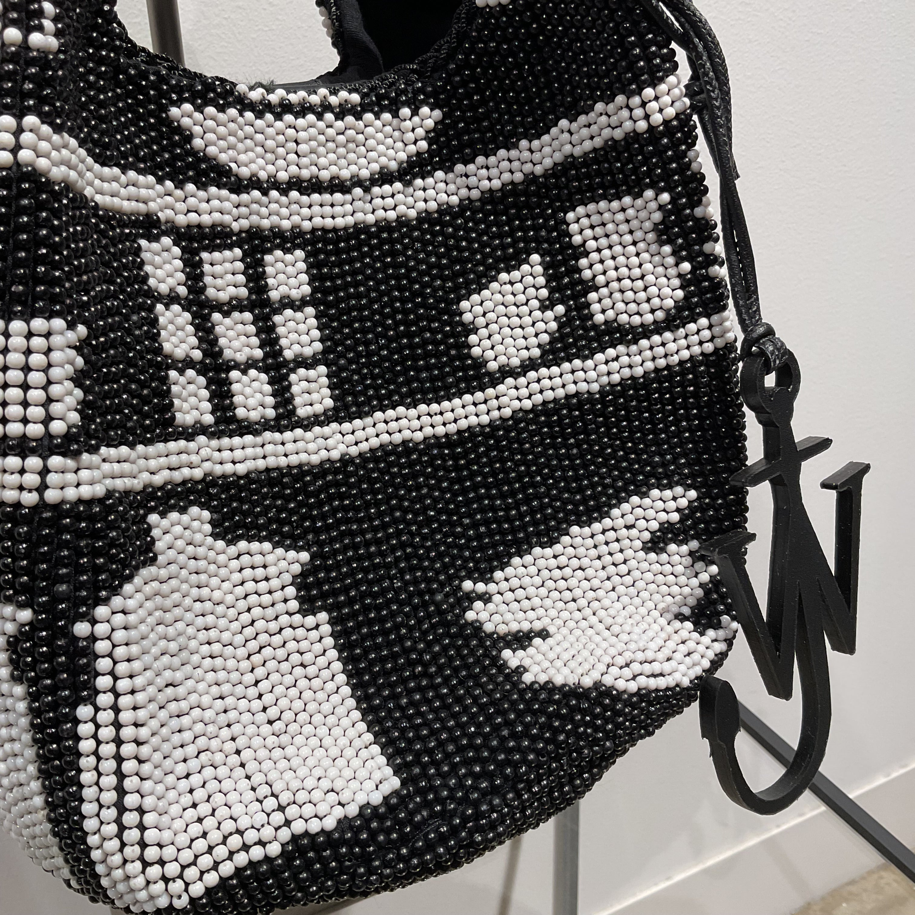 JW ANDERSON/ジェイダブリューアンダーソン テーブルウェアパターン ビーズ バッグ