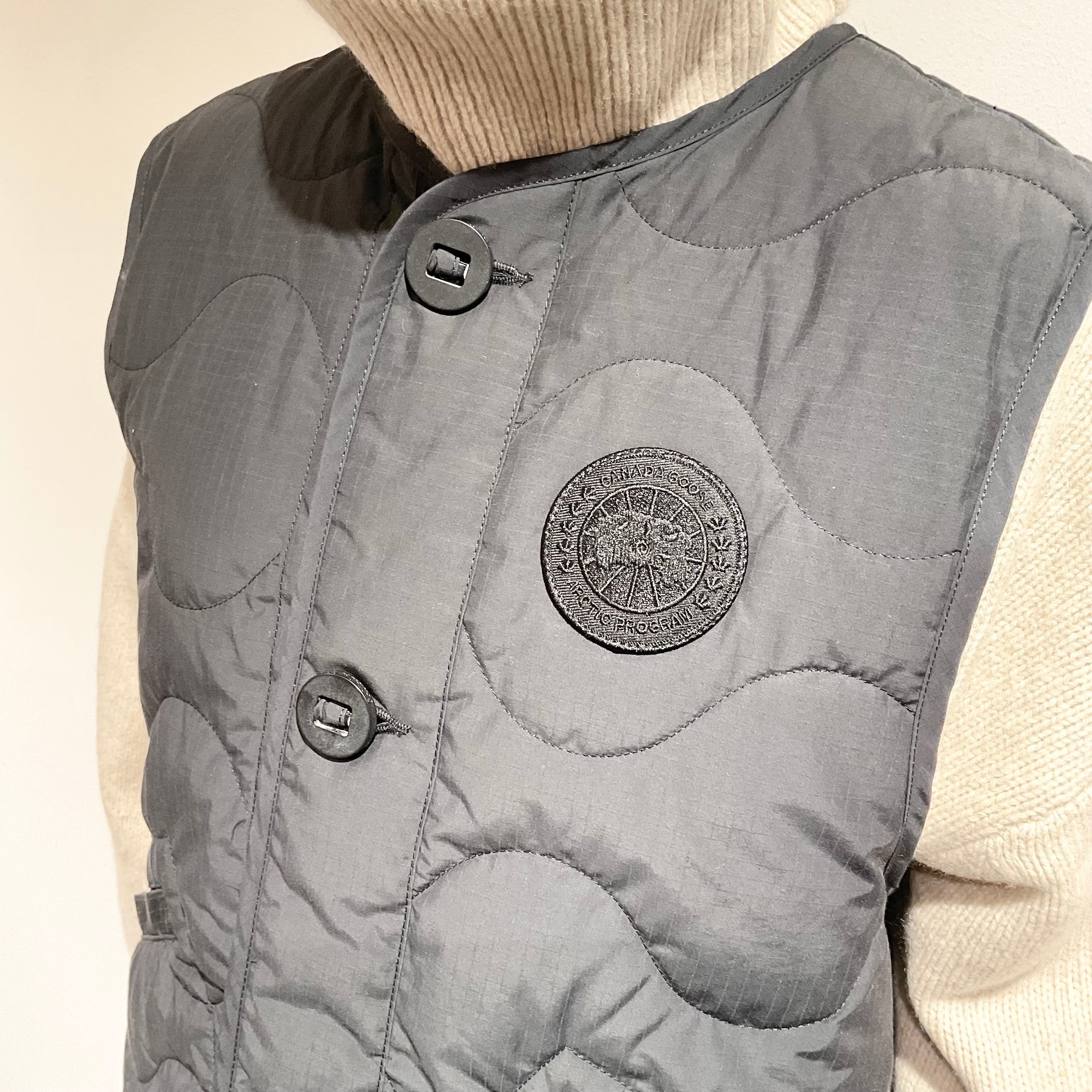 CANADA GOOSE/カナダグース ダウンベスト