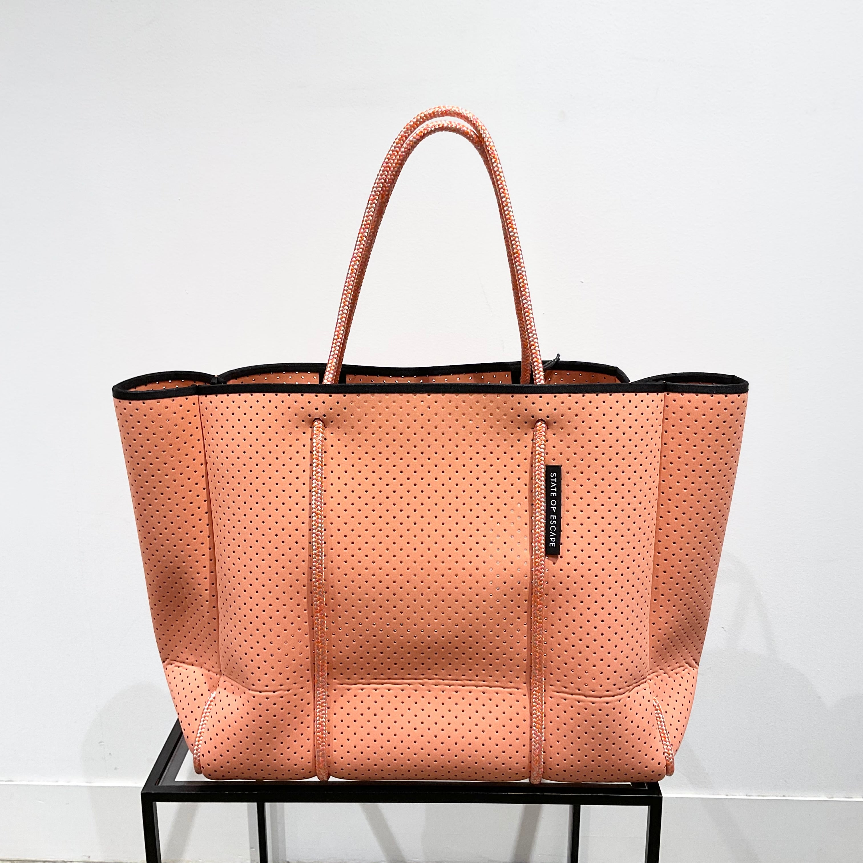 STATE OF ESCAPE/ステイト オブ エスケープ バック