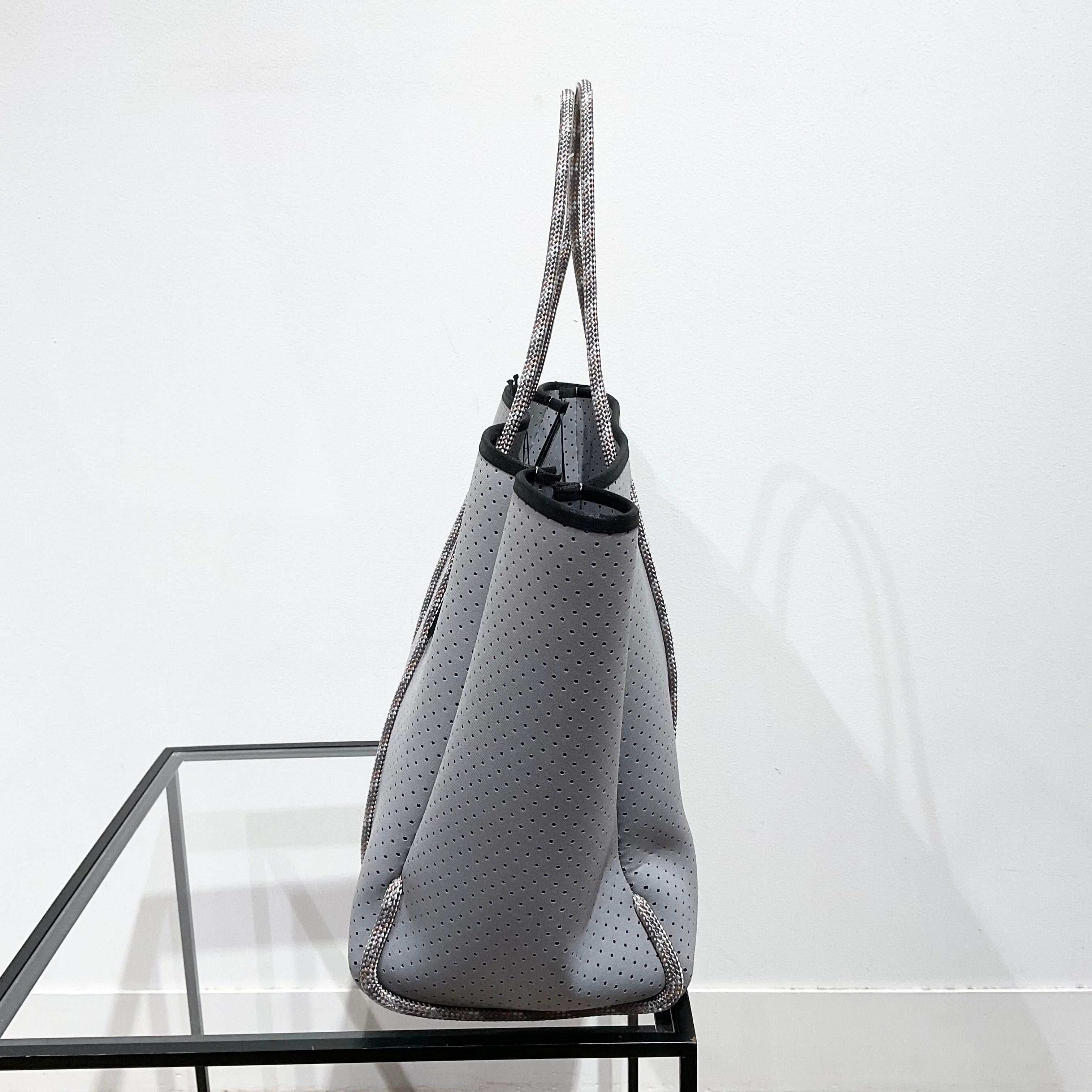 STATE OF ESCAPE/ステイト オブ エスケープ バック