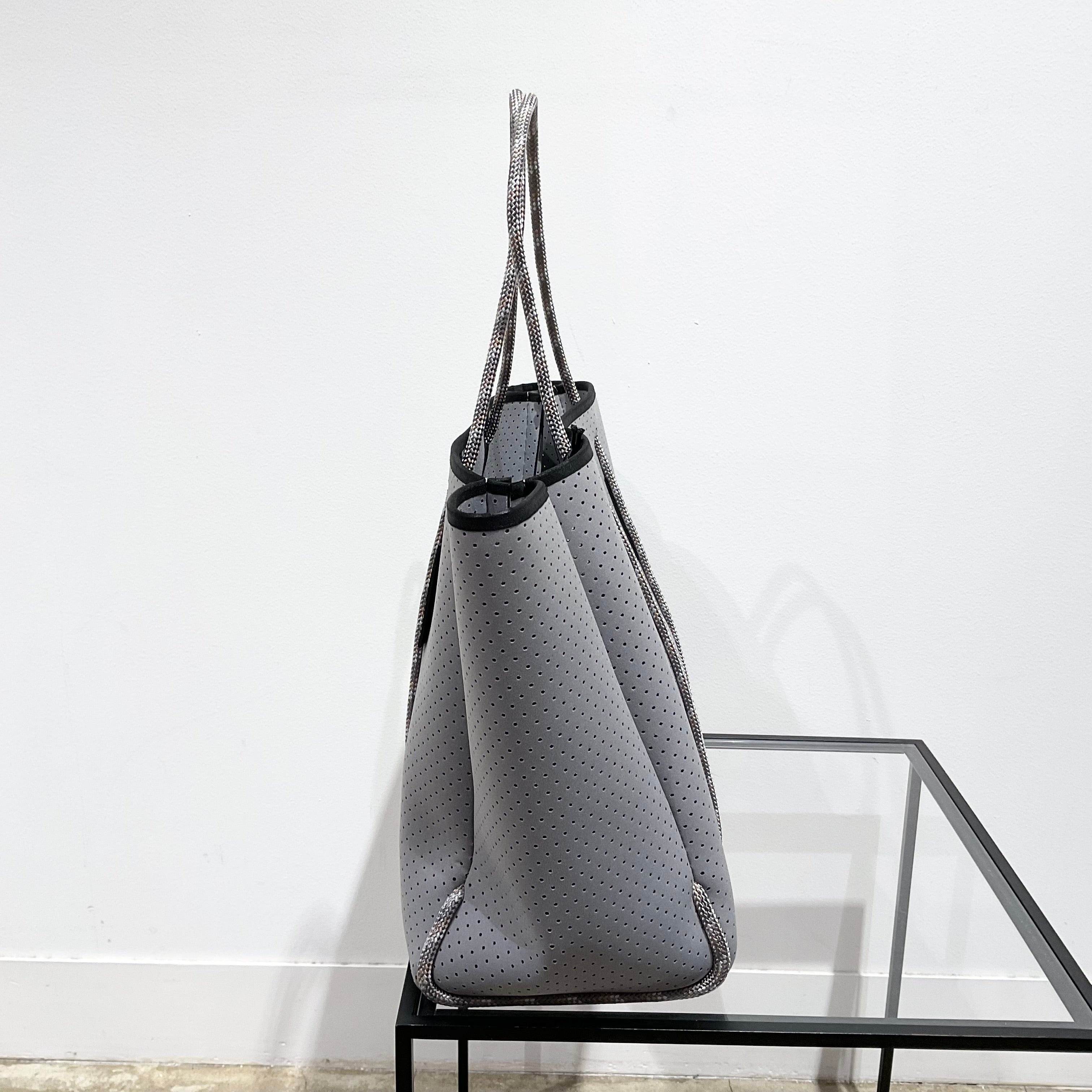 STATE OF ESCAPE/ステイト オブ エスケープ バック