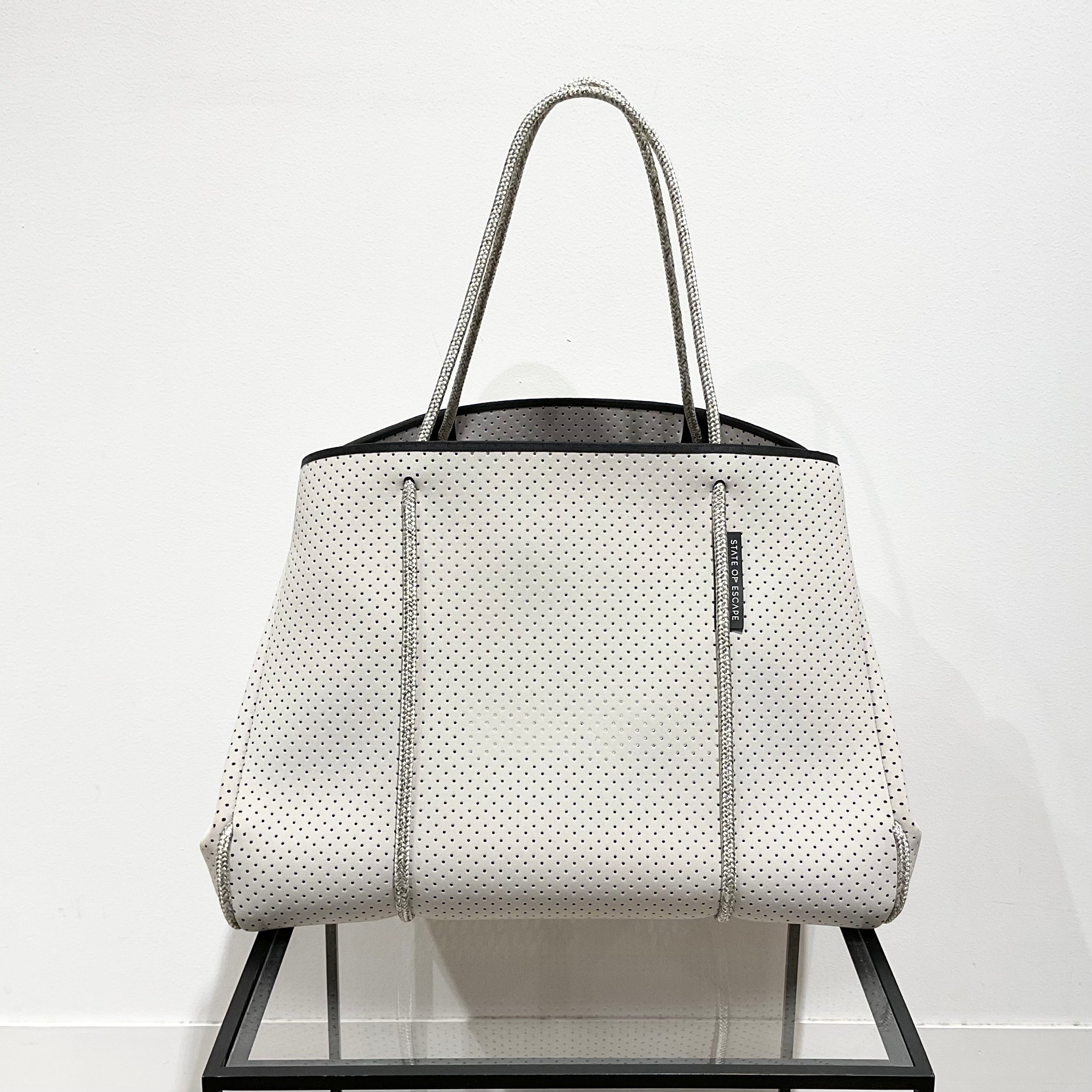 STATE OF ESCAPE/ステイト オブ エスケープ バック