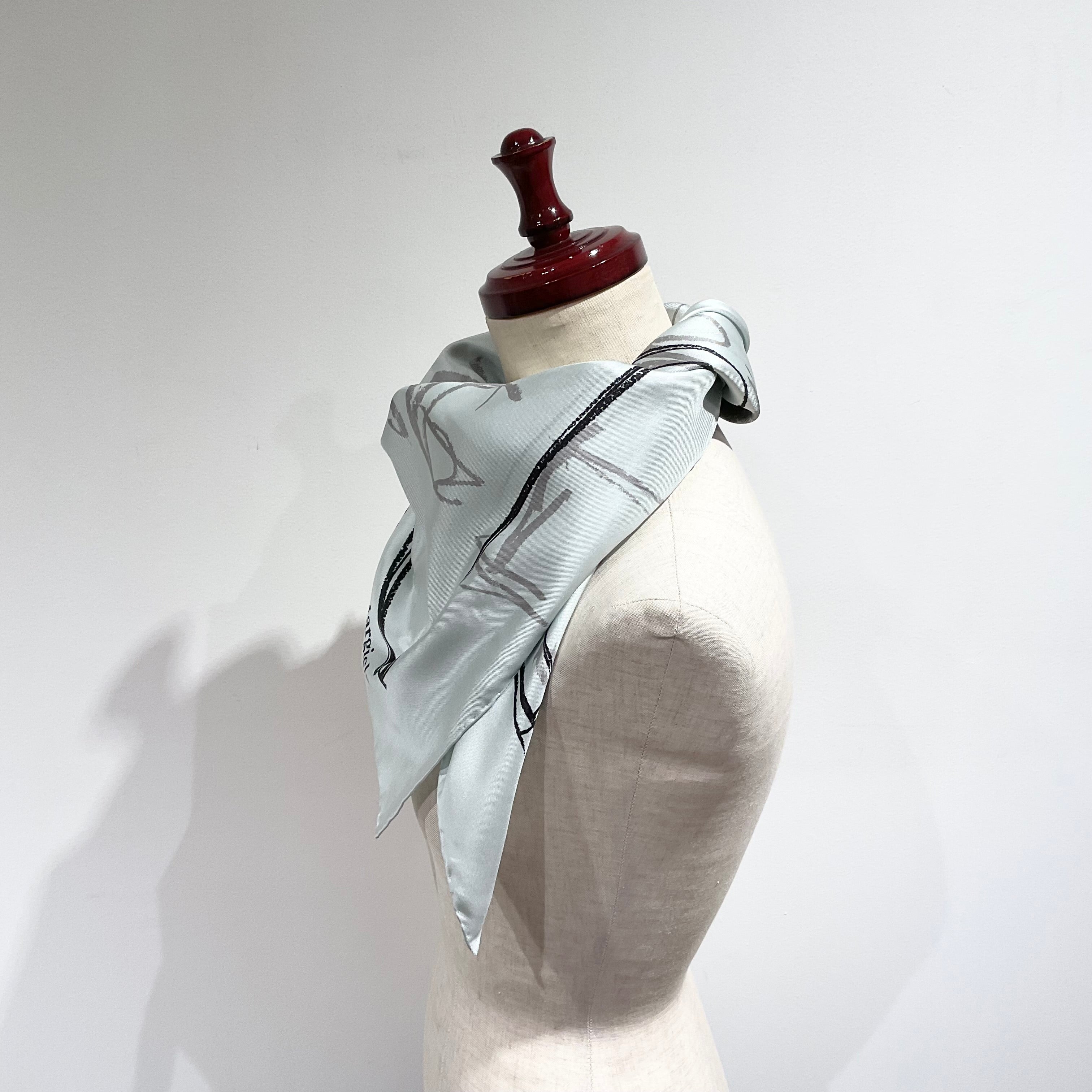 Maison Margiiela/メゾンマルジェラ ナンバリング シルクスカーフ